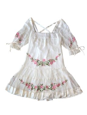 Bebe Y2K Babydoll White Silk Embroidered Floral Mini Dress Medium